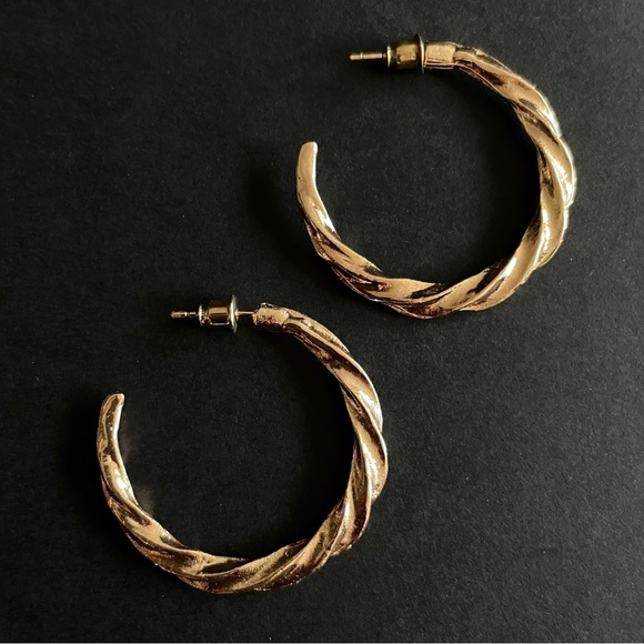 Twisted Gold Hoop Fashion Earrings - NWT - Picture 3 of 8